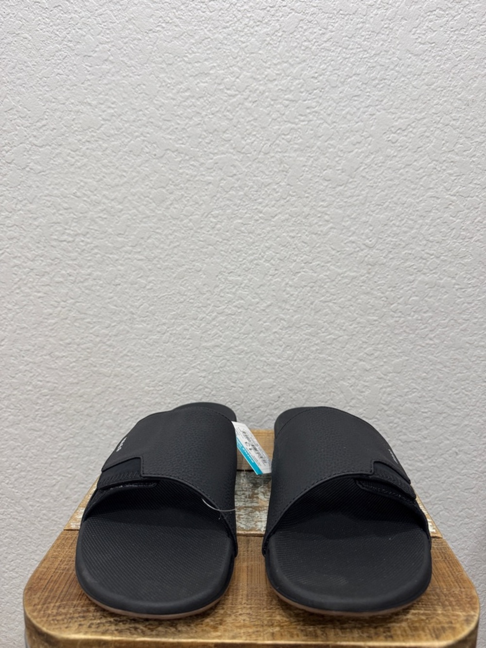 Reef Fanning With Bottle Opener Men’s Slide sandals NEW Size 13 - Picture 3 of 6